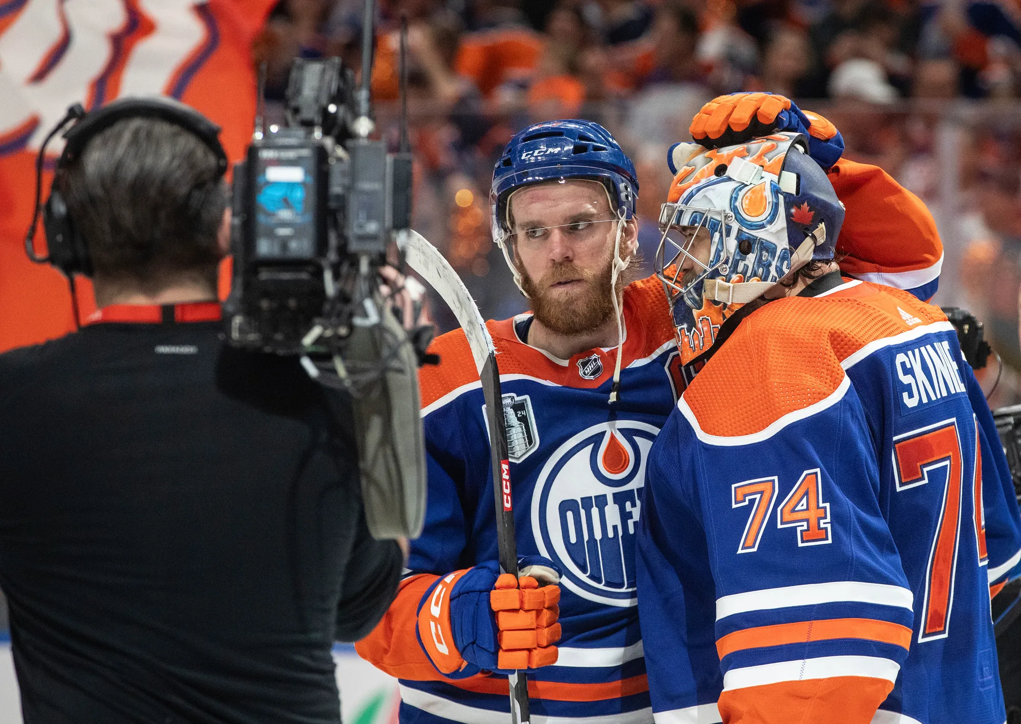 oilers vs panthers game 4