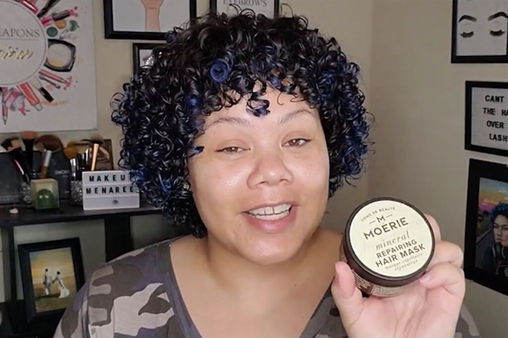 Moérie Review