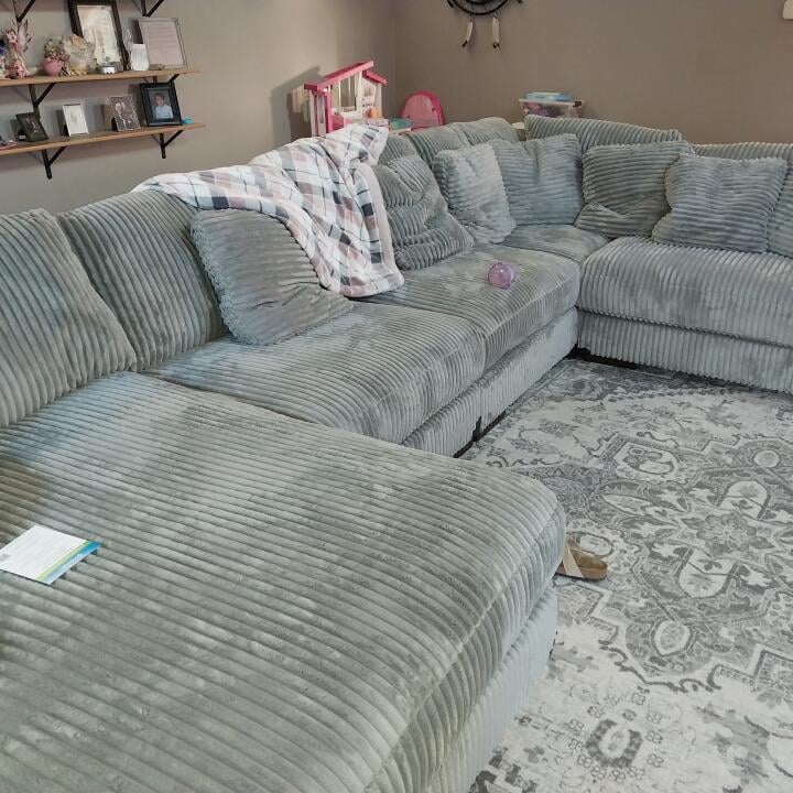 1 Stop Bedrooms Living Room Review