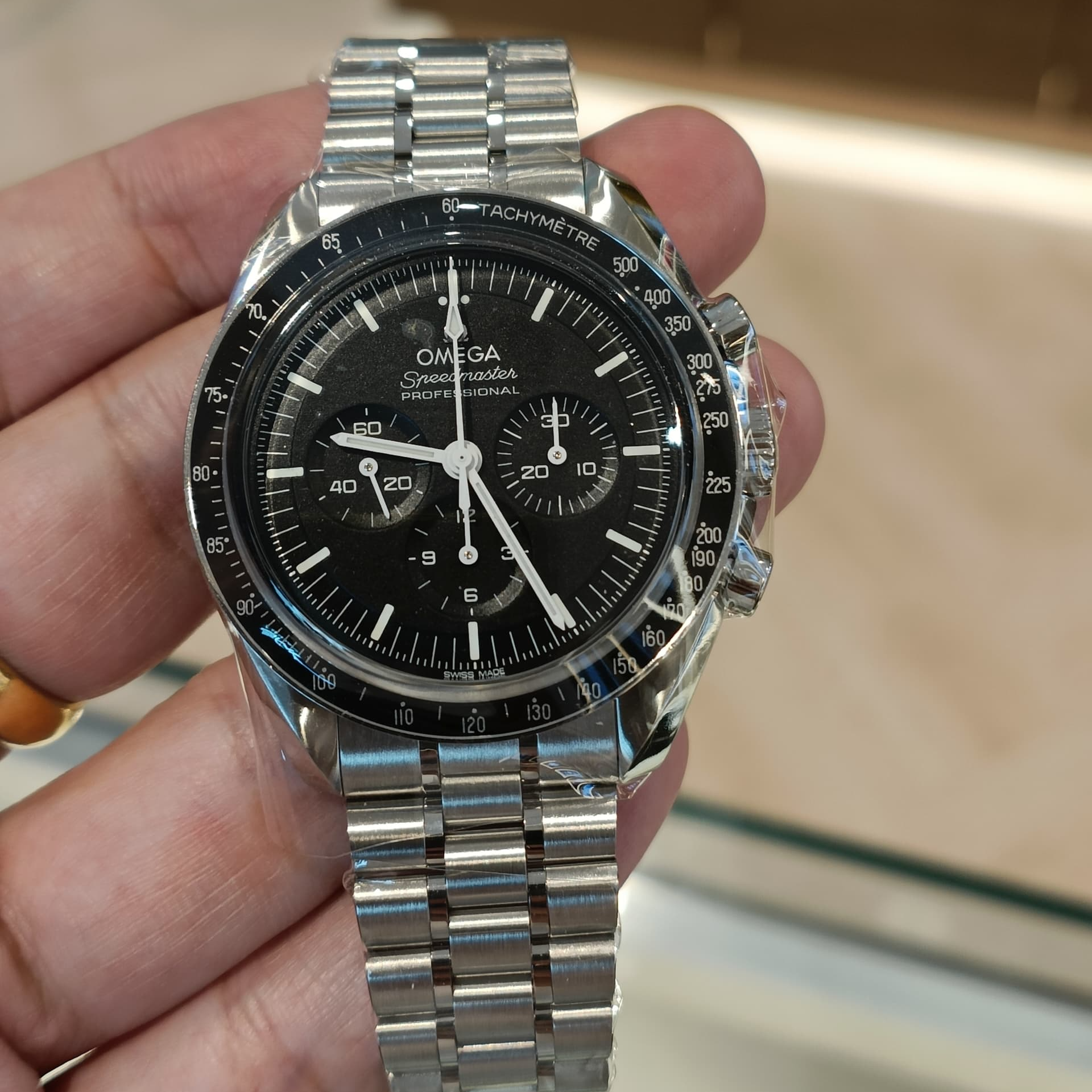 Omega Speedmaster Moonwatch Professional