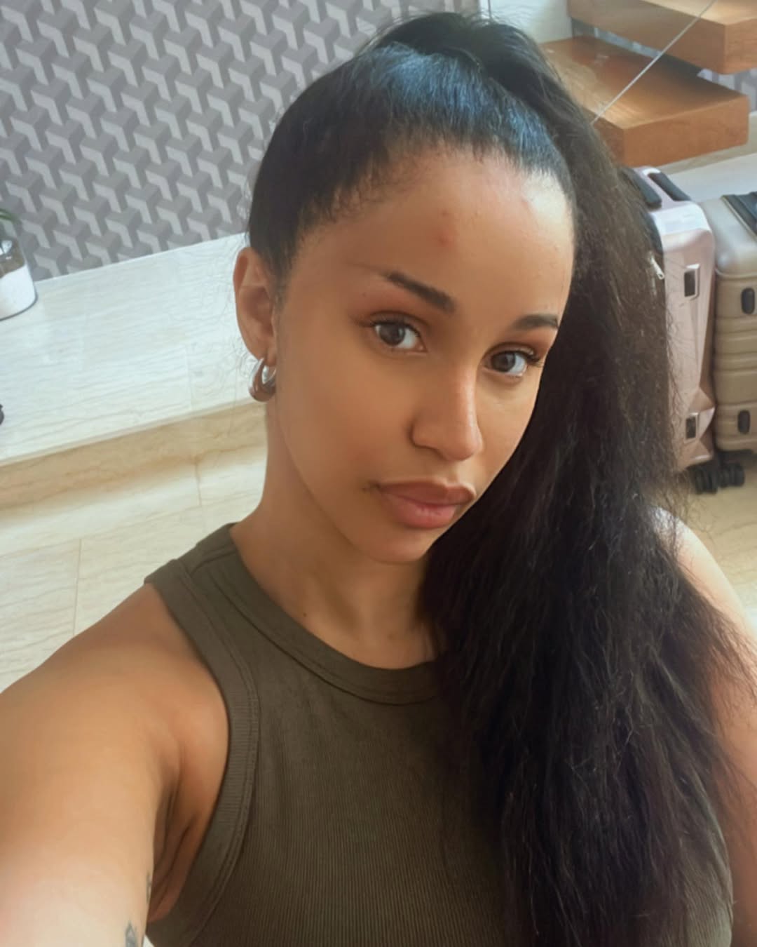 CardiBBiography 
